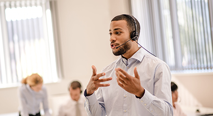 GOVERNMENT AGENCIES GET CREATIVE WITH WORKFORCE ENGAGEMENT in call centers-resource-centre-440x240px